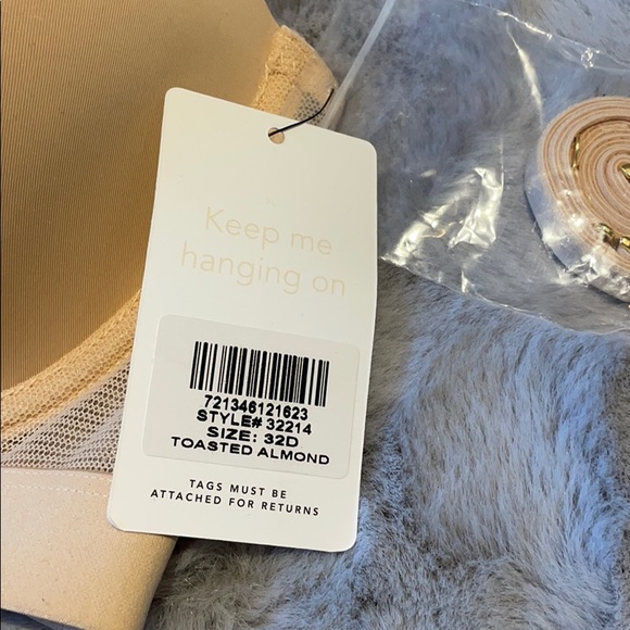 Lively Smooth Strapless Bra in Toasted Almond 32D - Picture 5 of 6